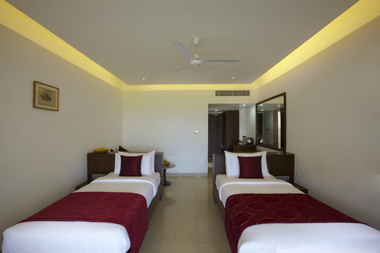 Rns Golf Resort & Nature Cure Centre Mavalli ภายนอก รูปภาพ